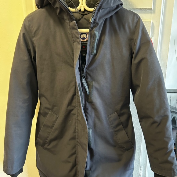Canada Goose Jacket - Picture 8 of 16